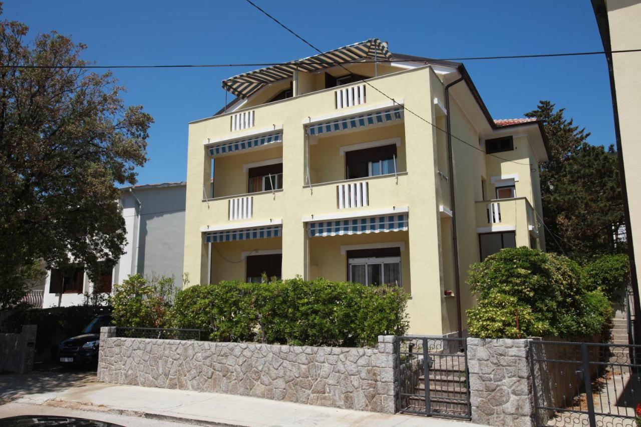 Studio Apartments Cavrak With Terrace Baska  Luaran gambar