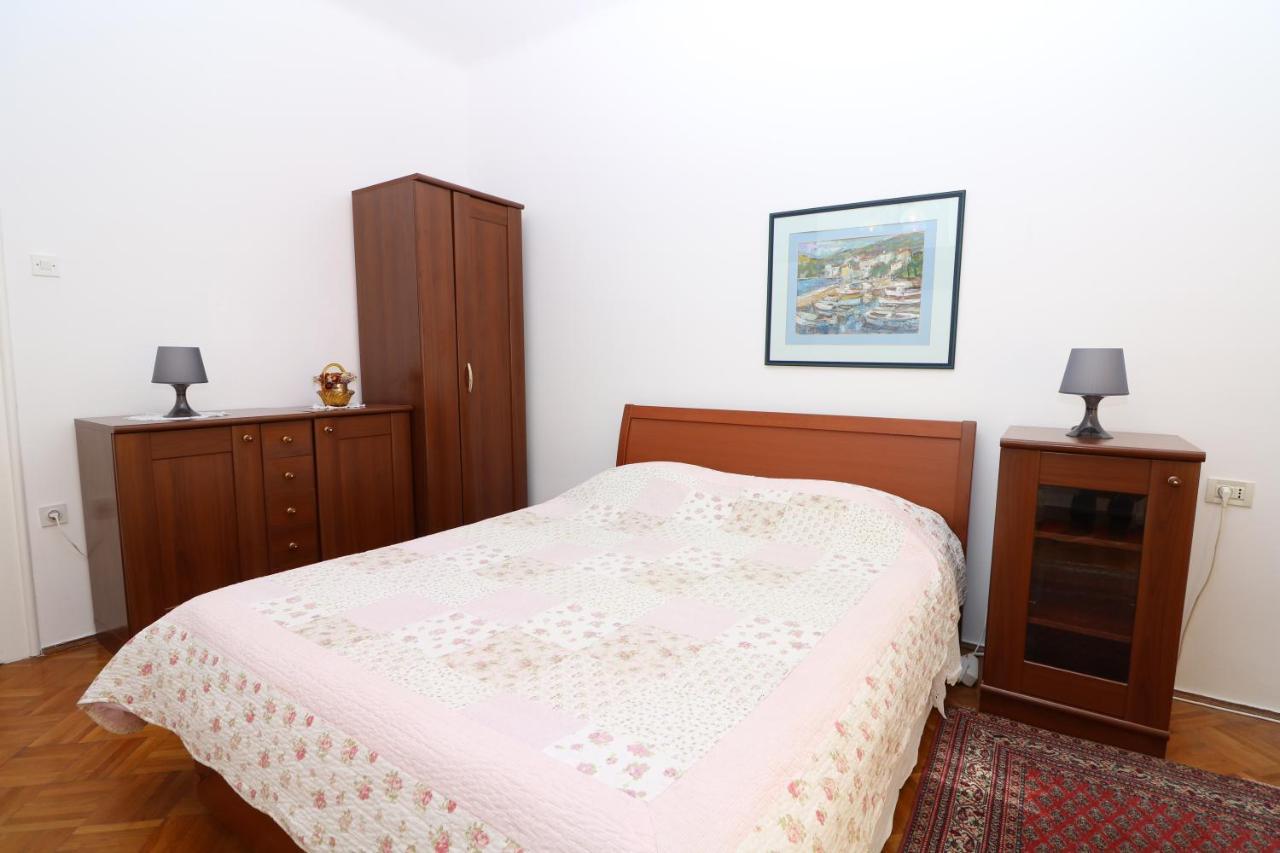 Studio Apartments Cavrak With Terrace Baska  Luaran gambar