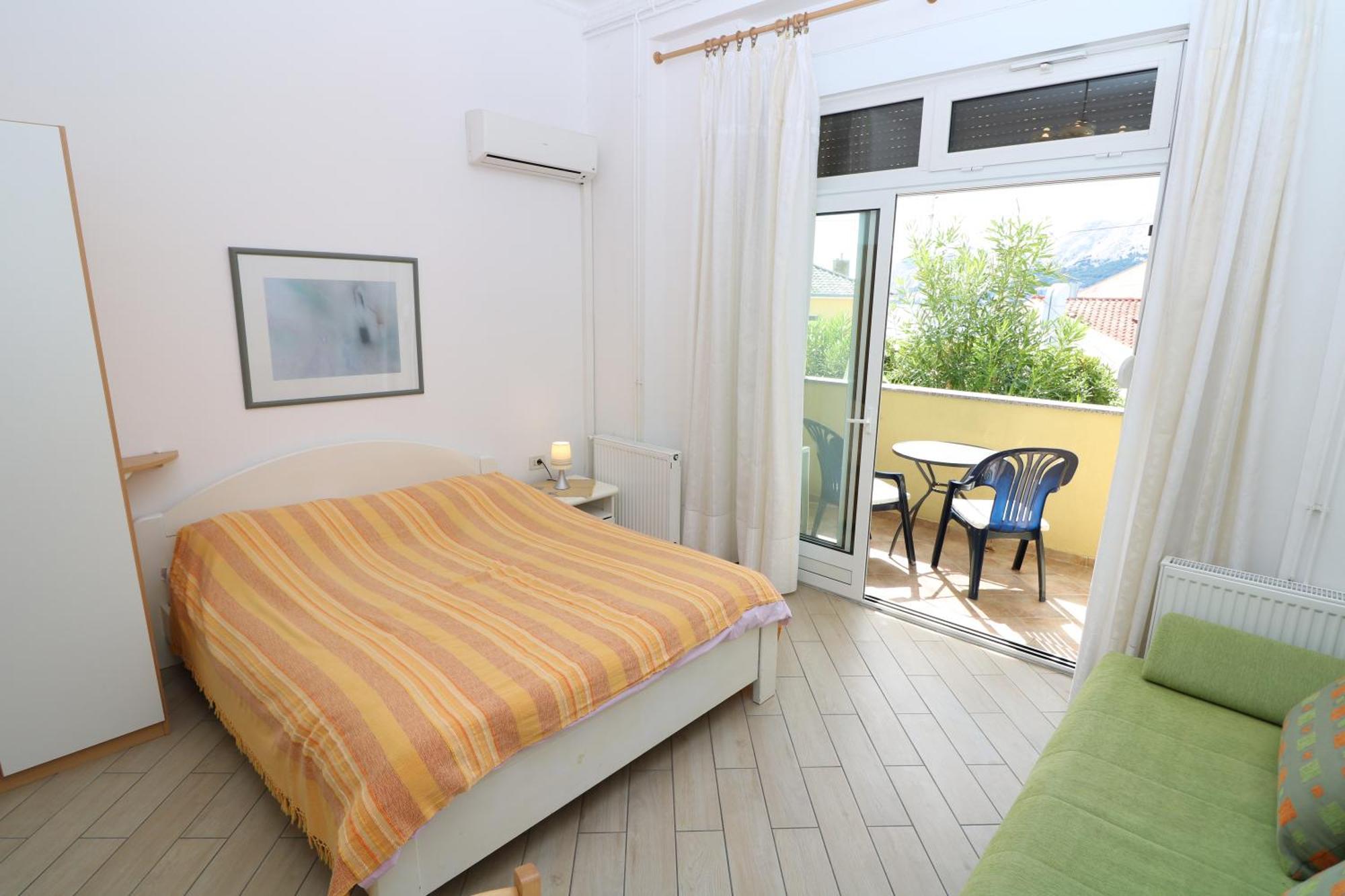 Studio Apartments Cavrak With Terrace Baska  Bilik gambar